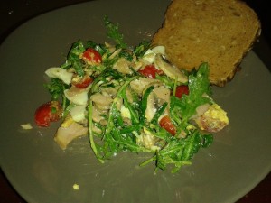 Salade composée roquette poulet